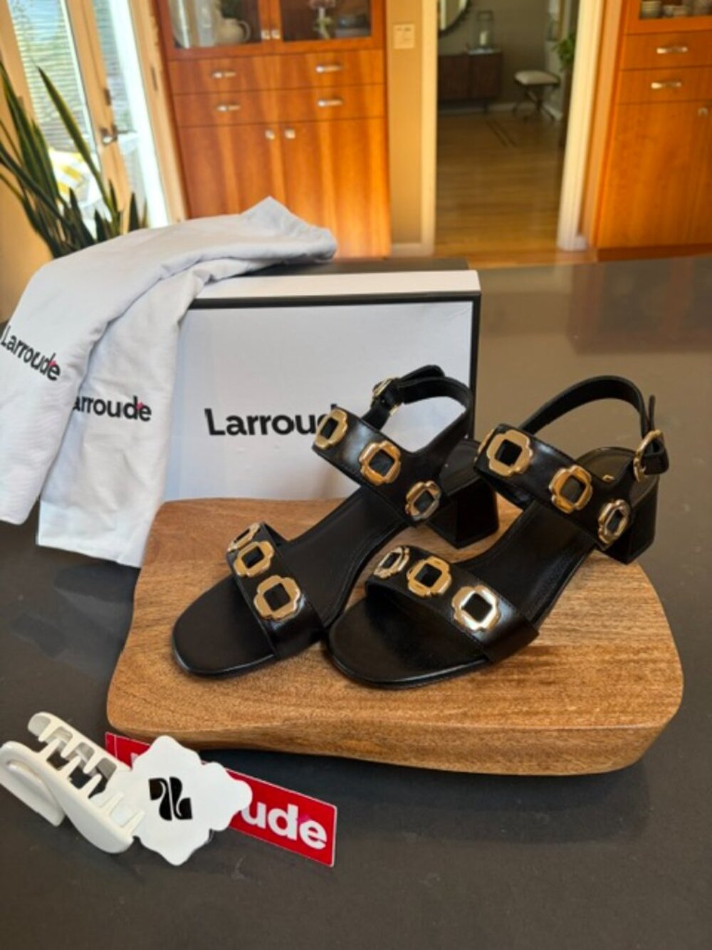 NWT/NIB Larroude Milan Sandal in Black Leather Size 8.5 - Picture 7 of 13